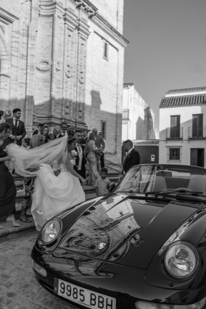 Boda en Hacienda Azahares y en la iglesia de Umbrete de Sevilla