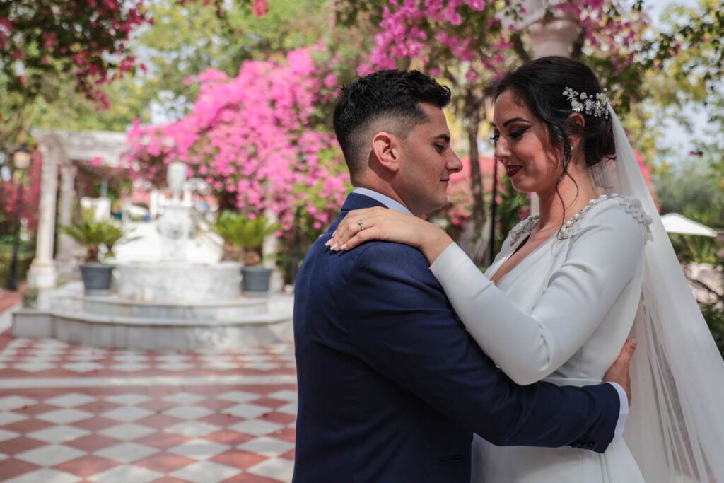 Arquitectura andaluza durante una boda en Sevilla