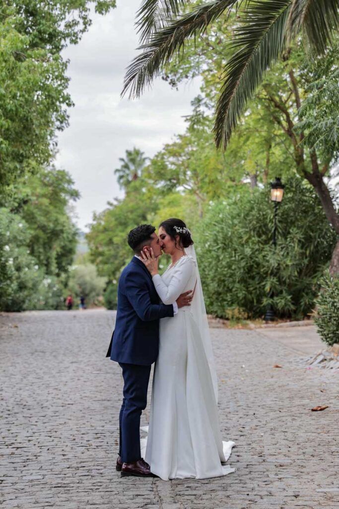 fotografías de besos de novios