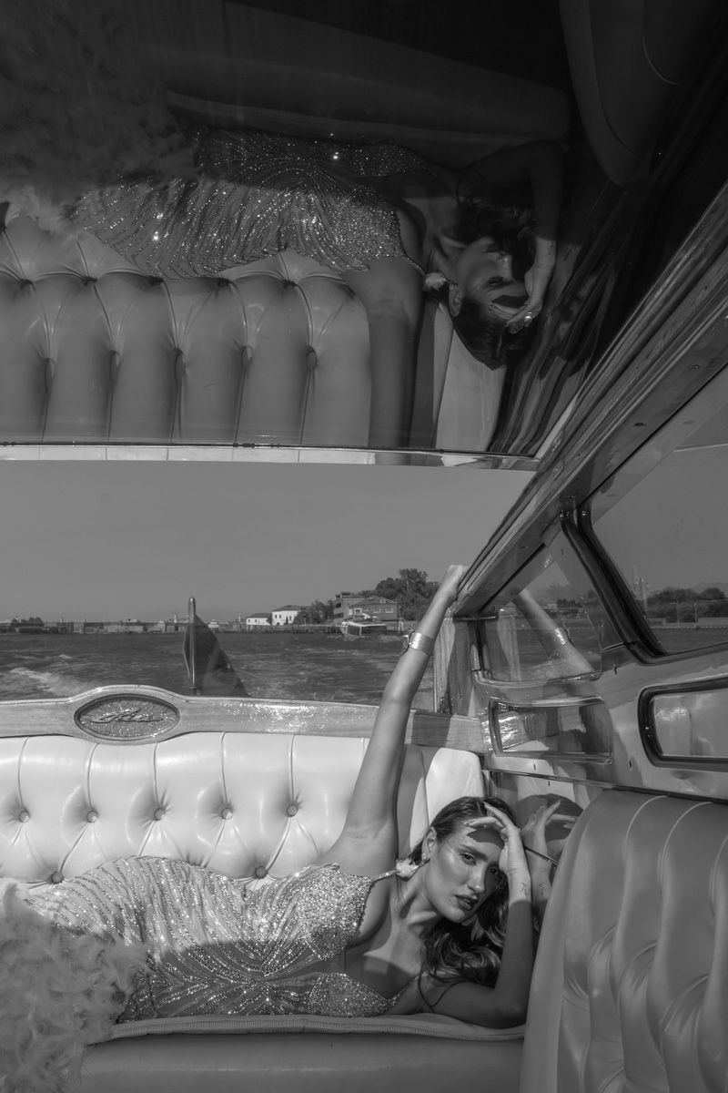 Reportaje de fotografía en barco con un paseo por los canales de Venecia